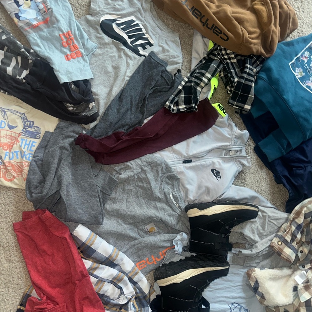 5T boys clothing bundle (all clothing included in purchase)